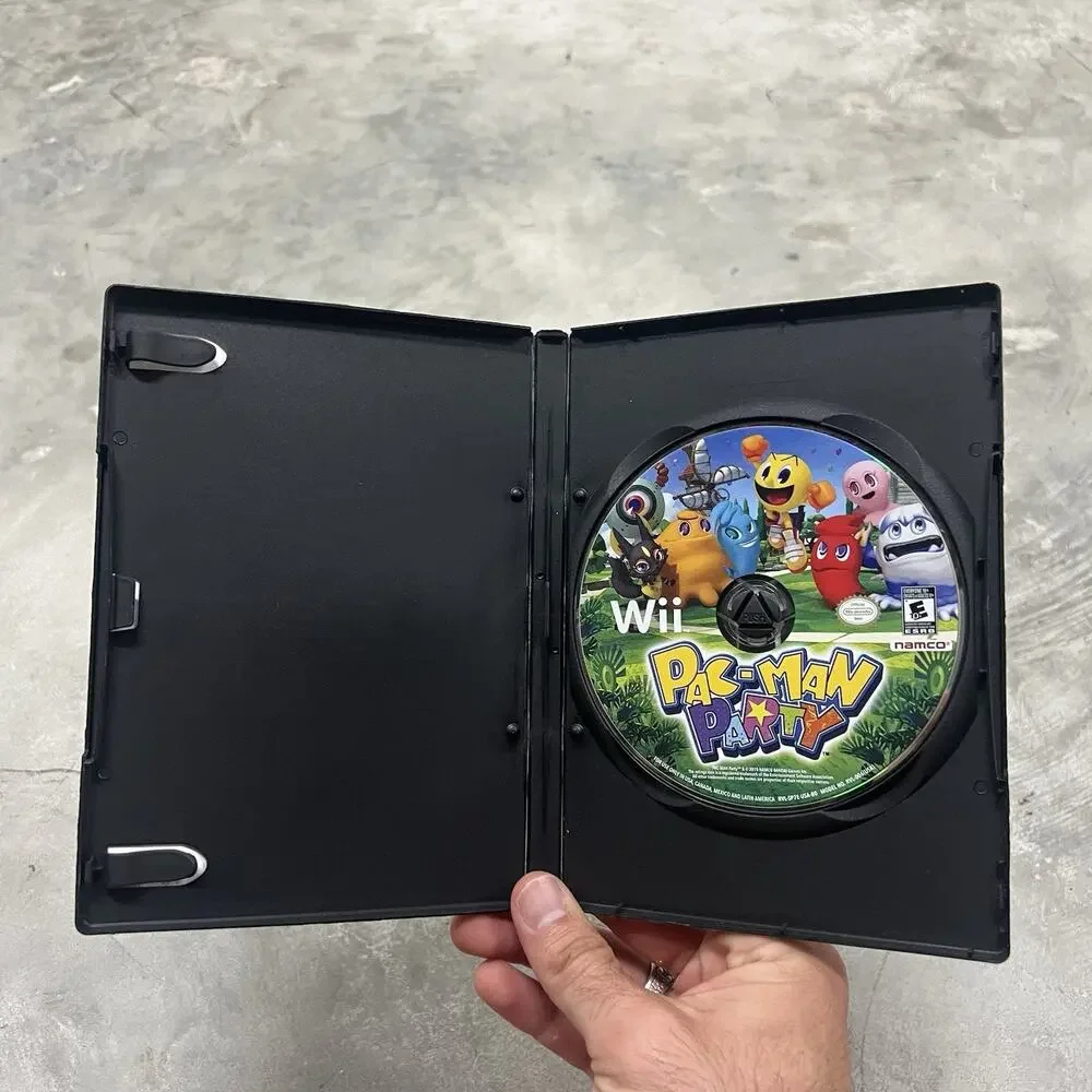 Pac-Man Party (Nintendo Wii, 2010) - Disc Only - Tested/Working